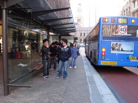 di_20090702-183946-townhall-bus-stop.jpg