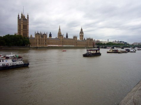 di_20090830-091112-westmininsterabbey-thames.JPG