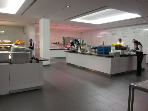 di_20100415-150112-seeheim-lufthansaconf-cafeteria.jpg