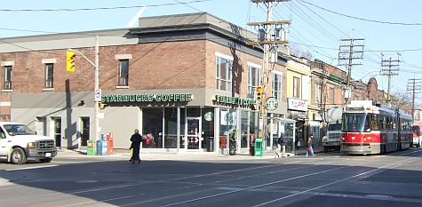 20061124_Queen_Logan_Starbucks.jpg