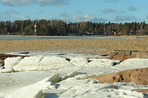 Espoo shore, across