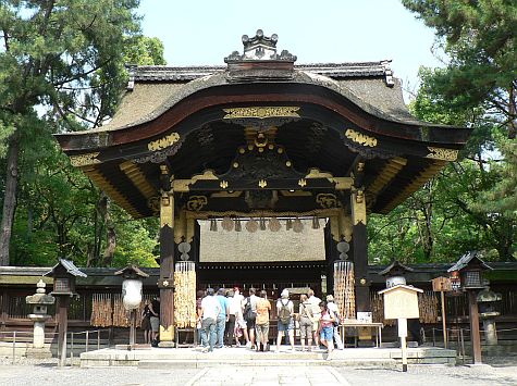 20070725_Hillwalker_Toyokuni_Shrine_main_hall.jpg