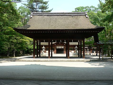 20070725_Hillwalker_Toyokuni_Shrine_offering_hall.jpg