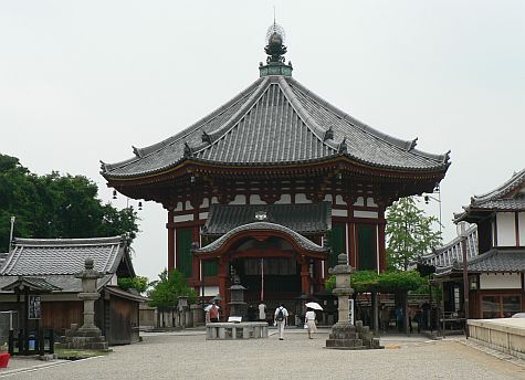 20070725_Kofuku-Ji_offering_hall.jpg