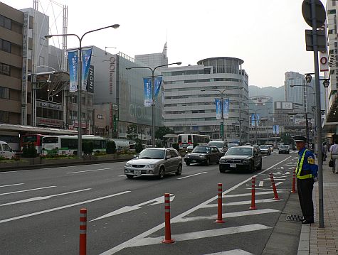 20070726_Kobe_Flower_Road_view_north.jpg