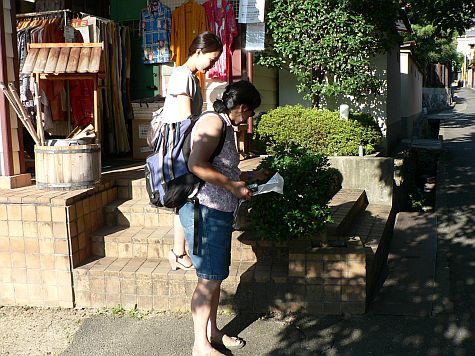 20070727_Philosophers_Walk_kimono_shop.jpg