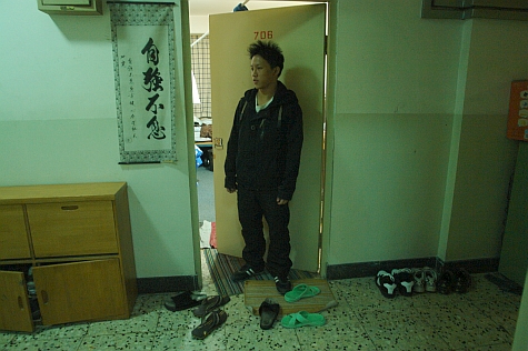 DI_20080309_RenDa_hallway_doorway.jpg
